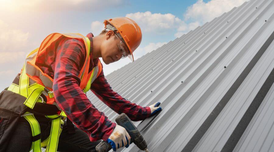Professional gutter cleaning in Cragford, AL